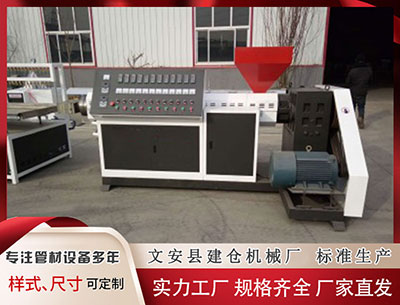 塑料管材设备厂聚焦智能化生产升
